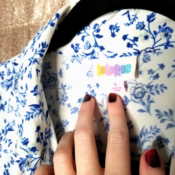 LuLaRoe BNWT S Ellie shirt dress - white blue floral 💙 - Picture 4 of 16